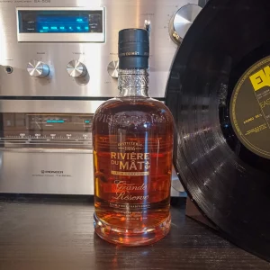 Rhum Grande Réserve Rivière du Mât La Réunion vendu par Gare à la Cave à Bailleul