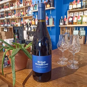 Tour de Pierres rouge 2022 Héritage du Pic Saint-Loup disponible chez Gare à la Cave à Bailleul 59