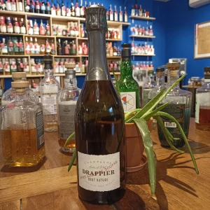 Champagne Drappier Brut Nature sans ajout de soufre disponible chez Gare à la Cave à Bailleul 59 près de Lille Hazebrouck Armentières