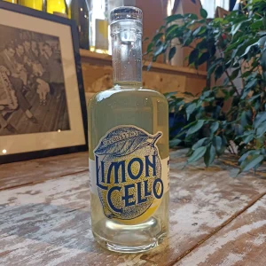 Limoncello de Barouillet disponible chez Gare à la Cave 59